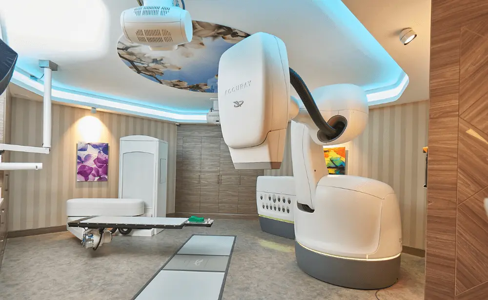 CyberKnife M6 — رادیوسرجری رباتیک، مرکز پزشکی آنادولو